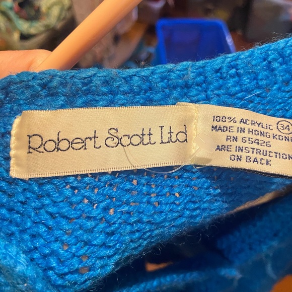 Robert Scott LTD very bright pudding blue warm sweater - size S/M - Picture 2 of 4
